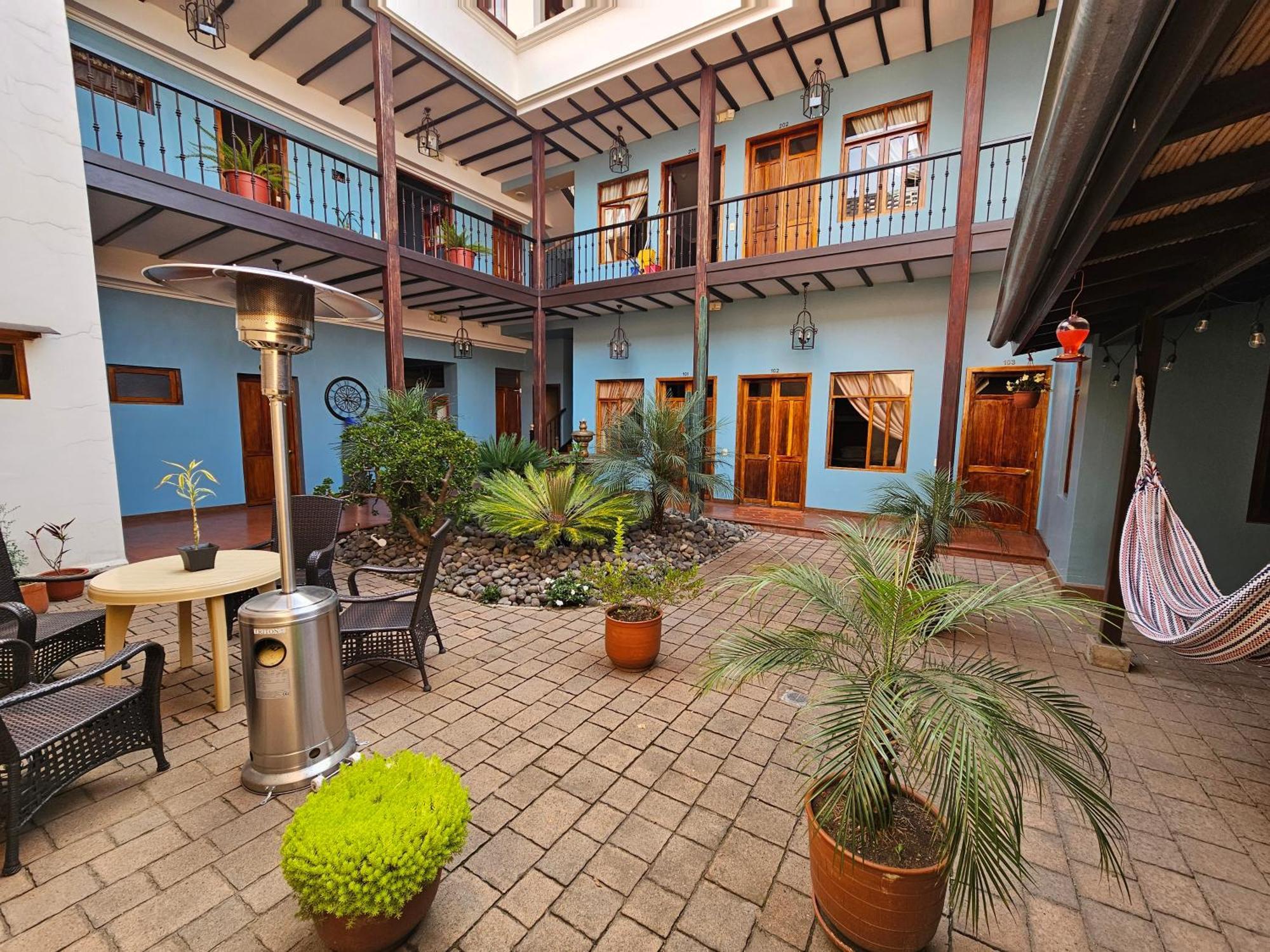 Casa Hibiscus Boutique Hotel Cuenca Luaran gambar